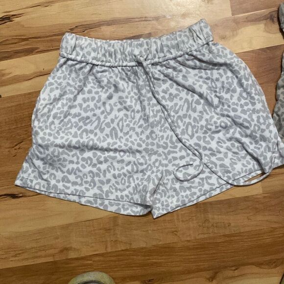 Oddy Leopard Print Drawstring Shorts Size Small Lot Of 2 - Picture 8 of 9